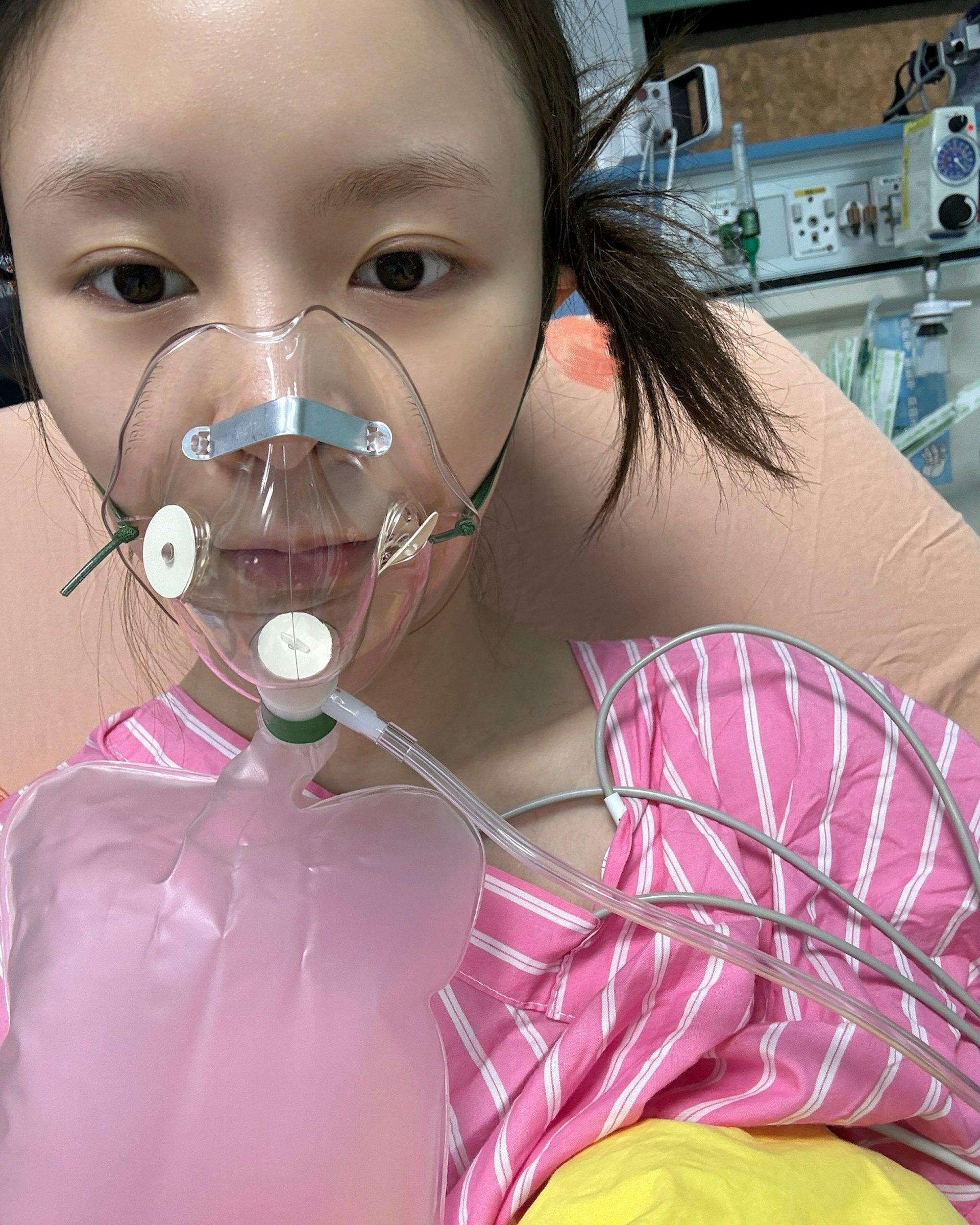 莊錠欣疑住所漏煤氣,使她吸入過量一氧化碳,令她頭痛兼暈倒。