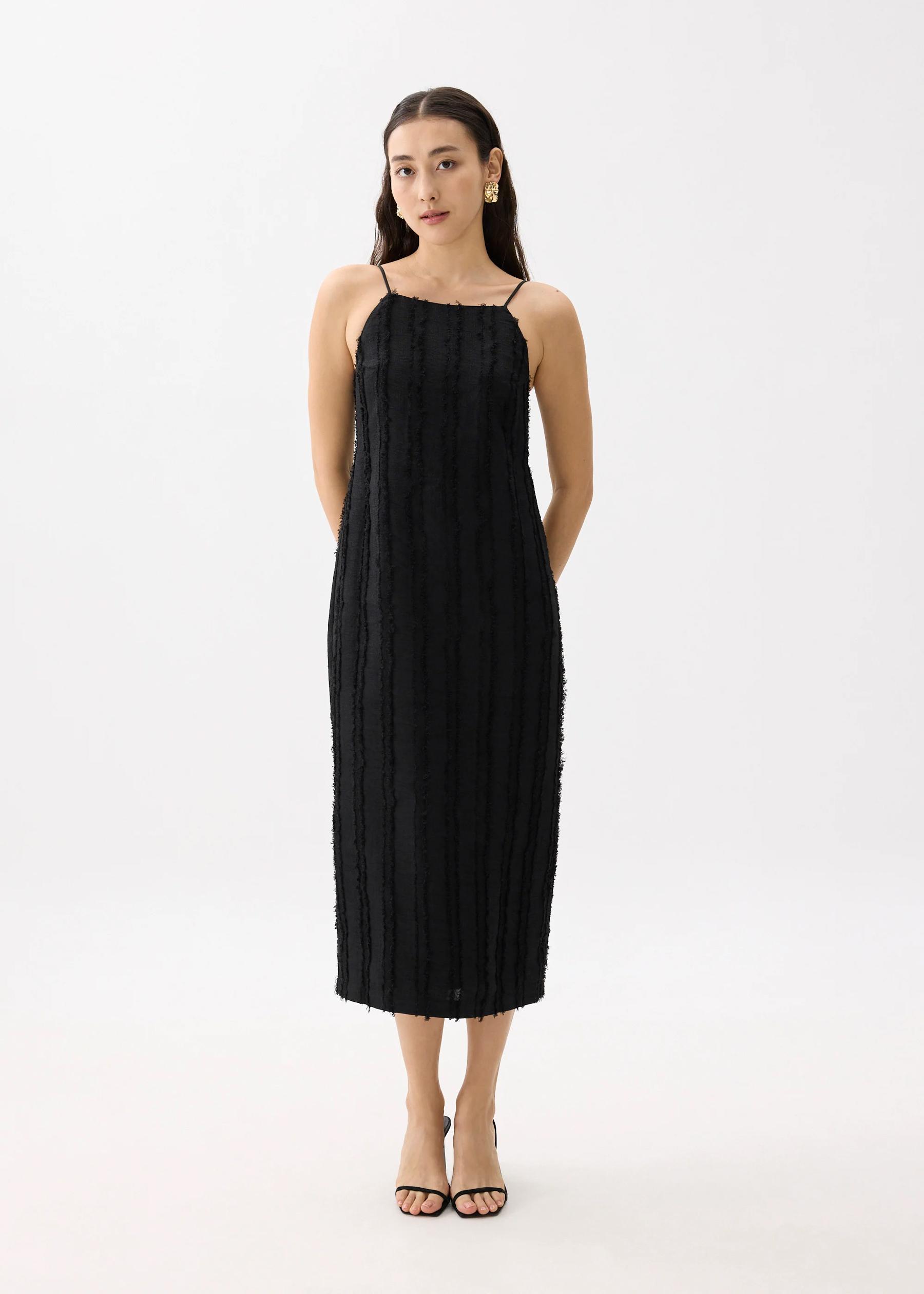 Fray Straight Neck Column Midaxi Dress 優惠價:$180 原價:$449 (4折)