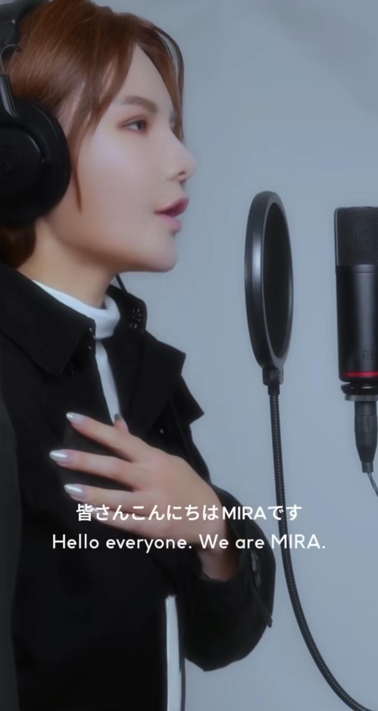 五索模仿Jeremy唱《人類群星閃耀時》。