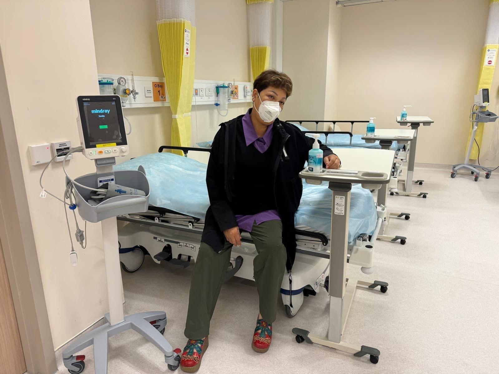 71歲肥媽突停工入院面容憔悴。