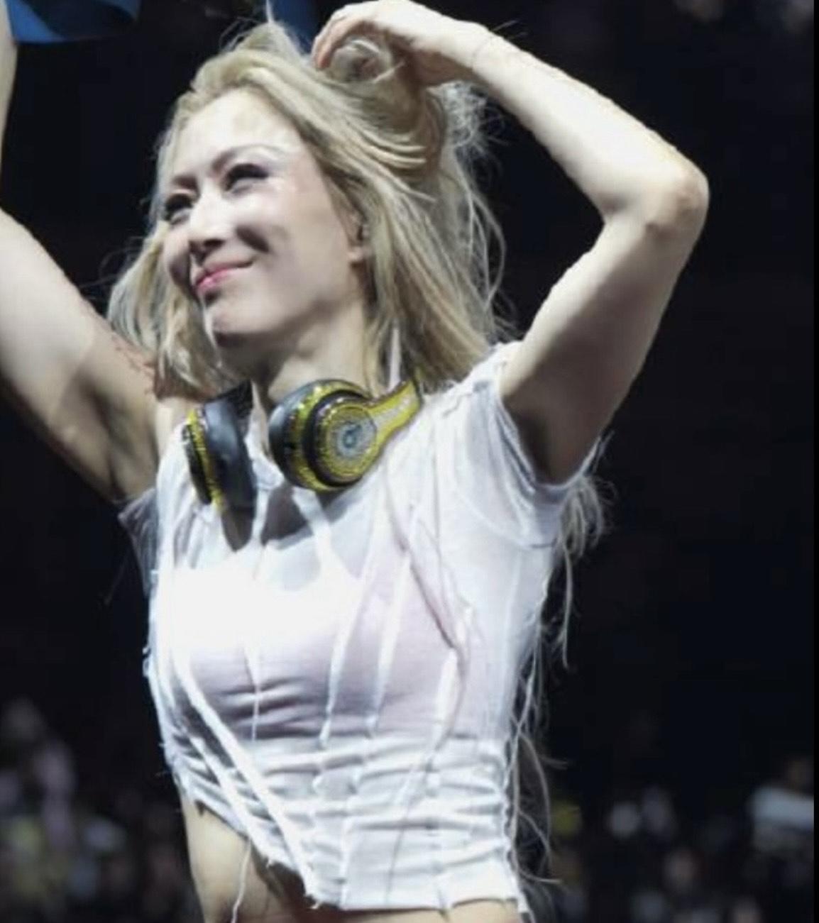 Sammi自言不再執迷排骨身型,心靈也像自在自由了。