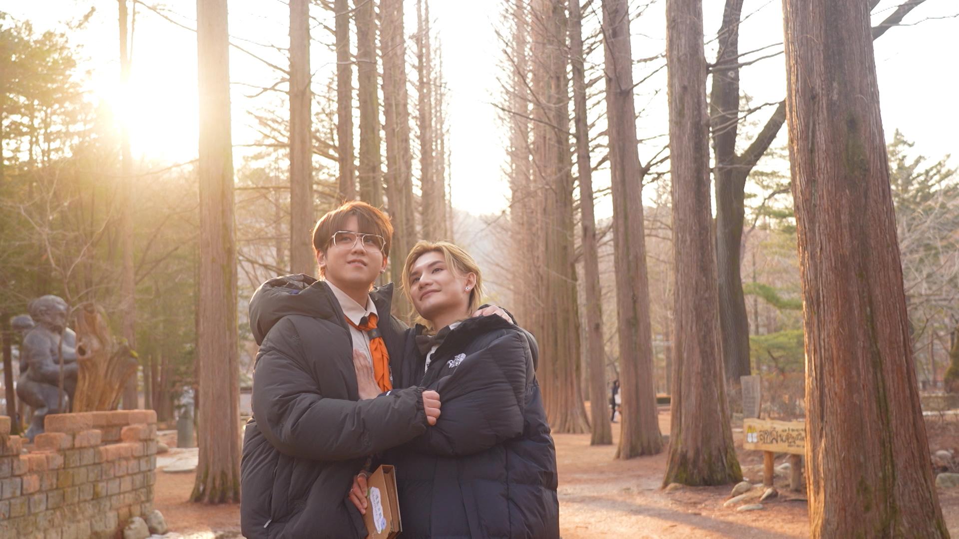 Jeremy和姜濤去到韓劇《冬季戀歌》的取景地南怡島。