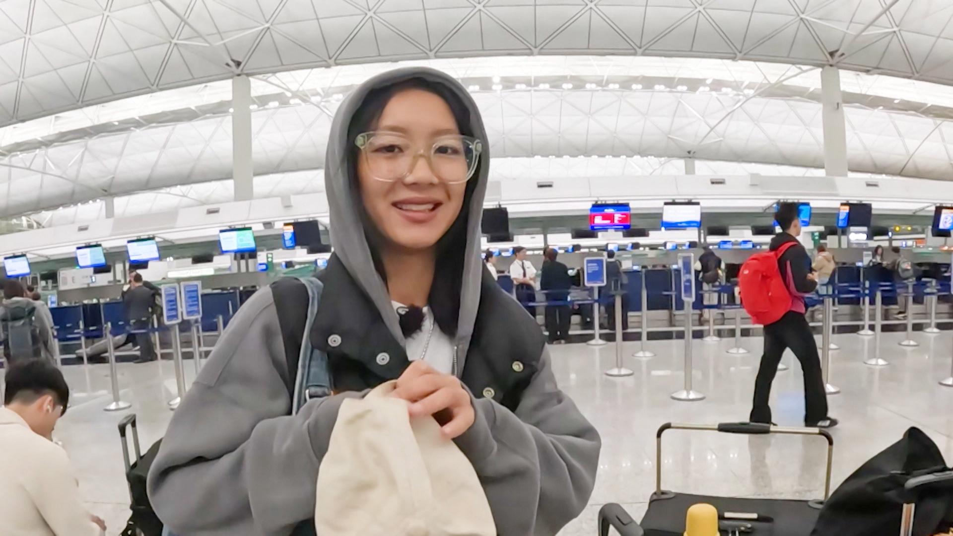 Marf到機場集合卻遲到。