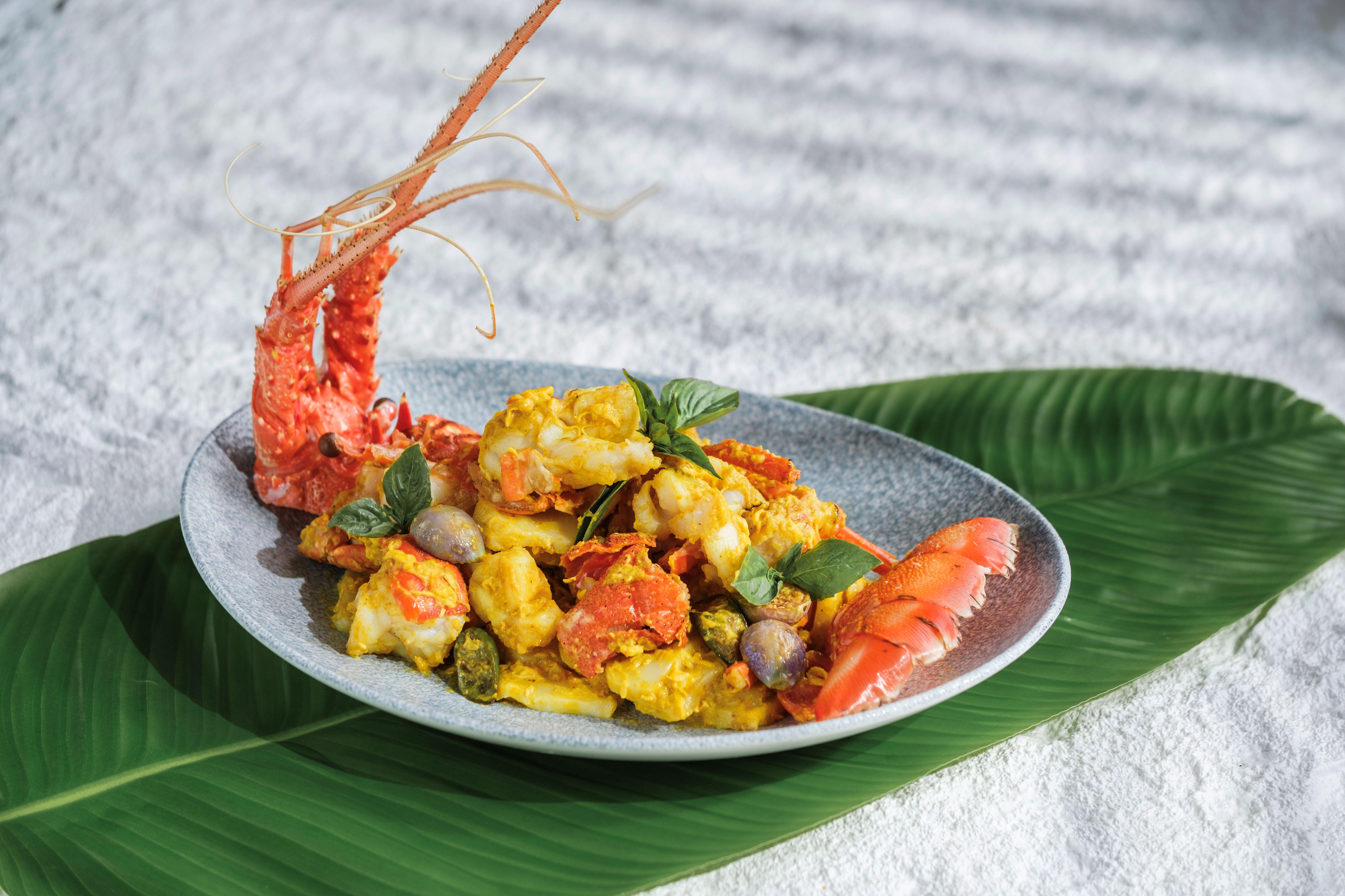 2025年5月13日限定餐飲禮券 Mue Mue泰皇咖喱龍蝦半隻(晚市供應) 原價每隻 $888 | 優惠價 $50