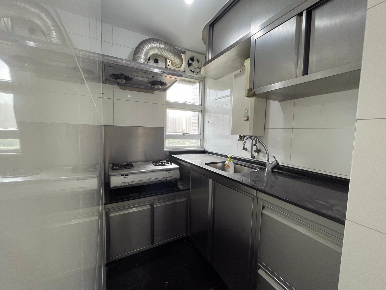 廚房基本配套齊全,算新淨。(代理提供)