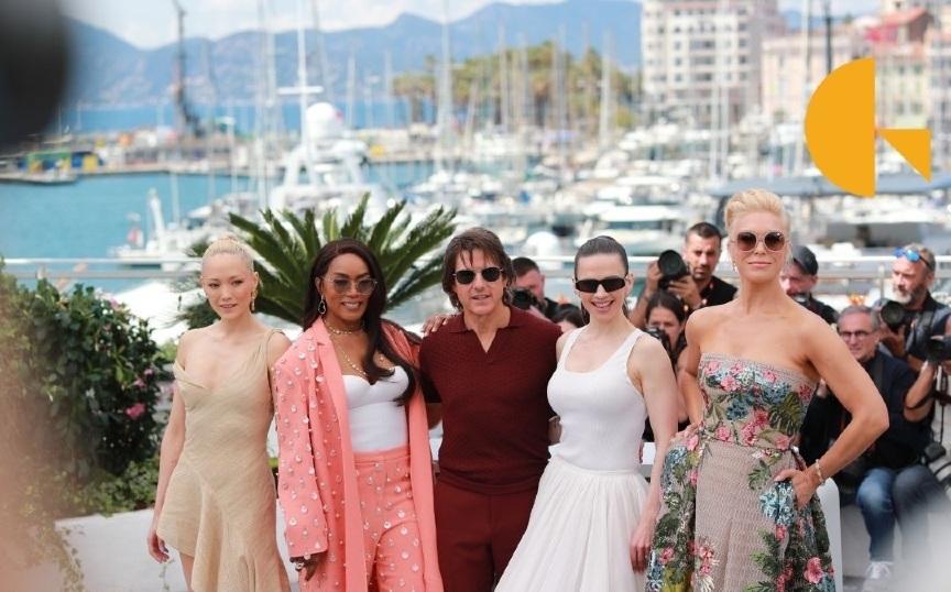 湯告魯斯前日才於「康城影展」亮相,昨日已經飛到首爾。