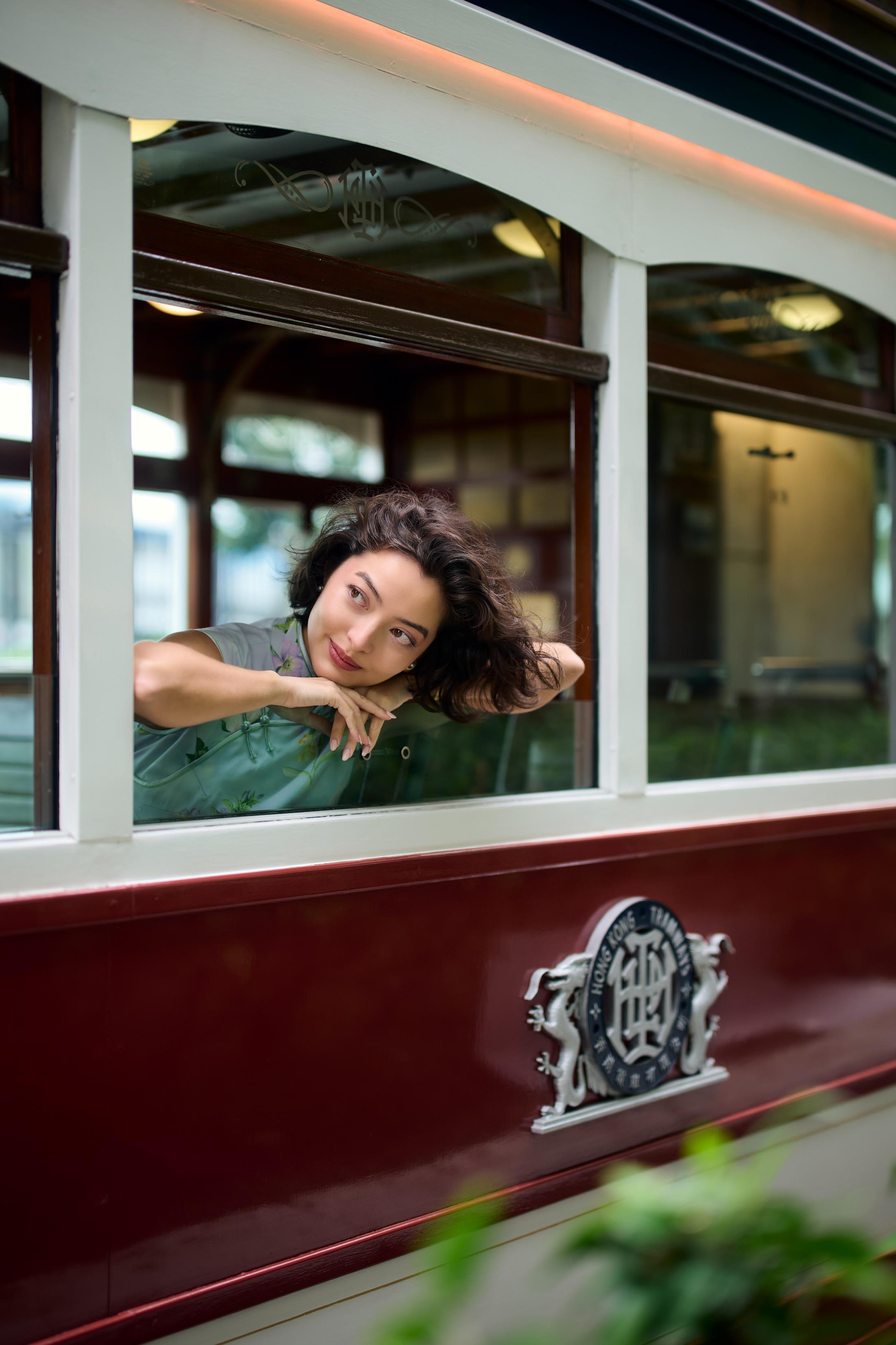 逸蘭銅鑼灣酒店╳香港電車首推叮叮旗袍遊
