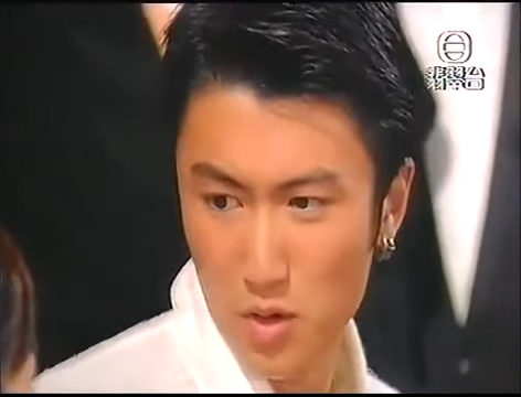 謝霆鋒首次拍劇,在《真情》的未來篇有不少發揮。