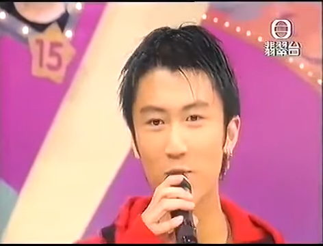 謝霆鋒首次拍劇,在《真情》的未來篇有不少發揮,他在節目中多謝一眾前輩。