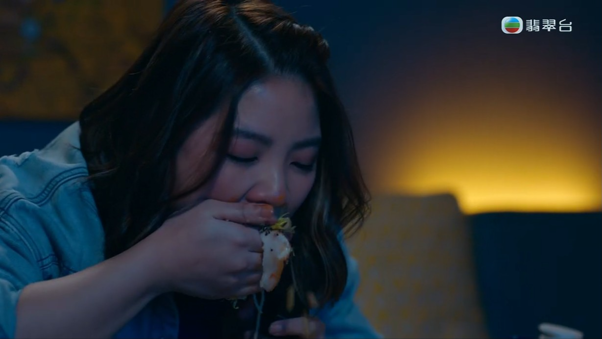 吳文懿大受刺激,走到K房暴飲暴食兼狂食減肥藥,幸好由王敏奕、朱敏瀚及時送院才救回性命。