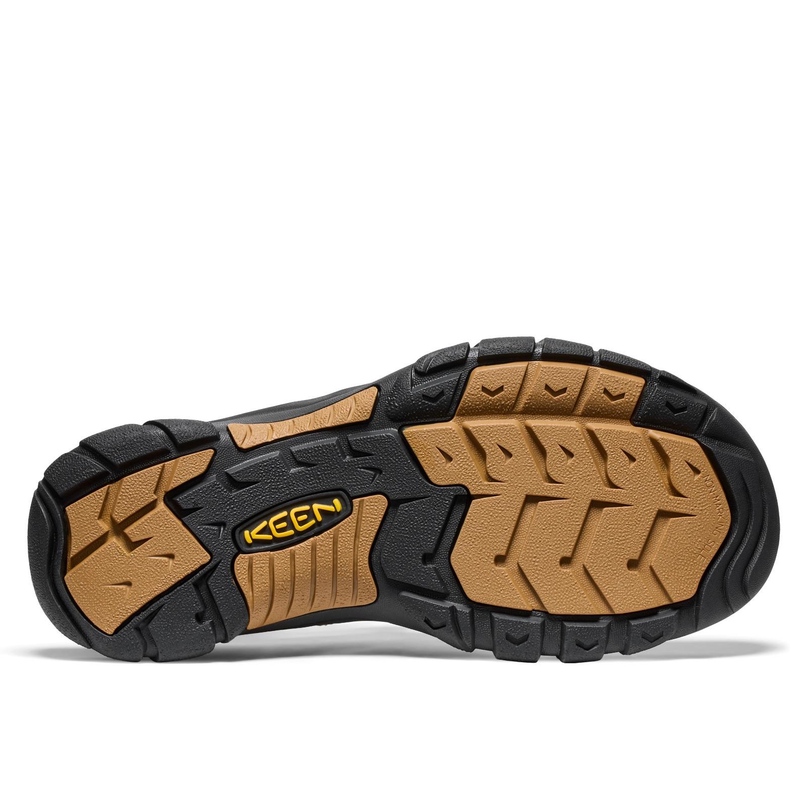 NEWPORT H2 x GRAMICCI涼鞋