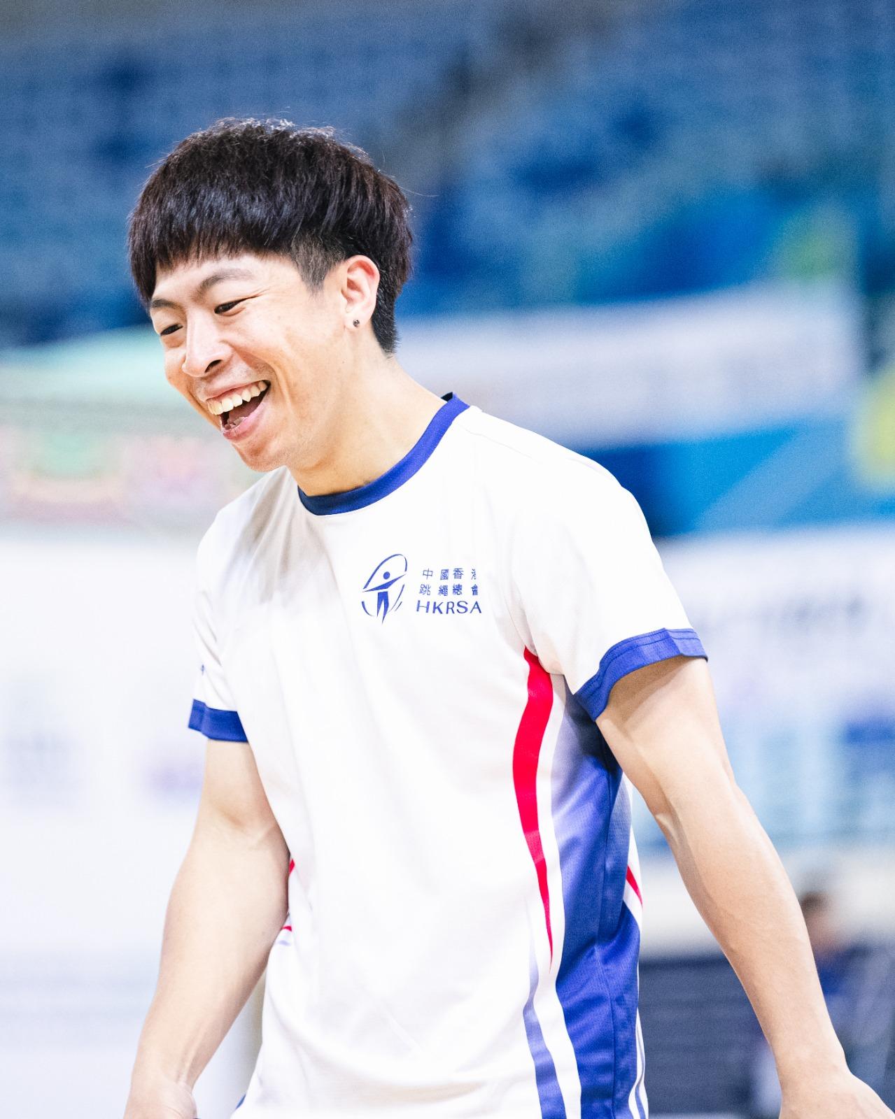 何柱霆3分鐘耐力跳奪冠。