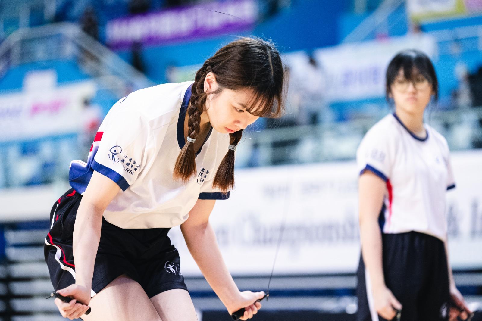 李心怡3分鐘耐力跳奪冠。