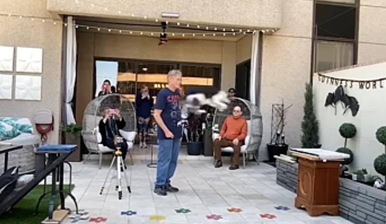 Oscar騰空力強勁。(影片截圖)