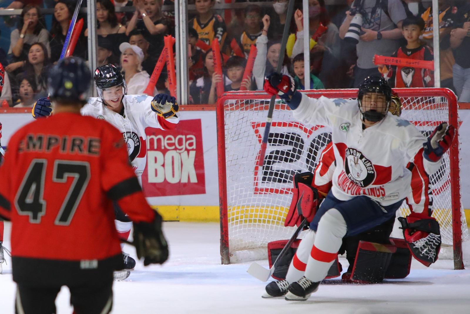 KUNG POW KINGS取得Asian A成人組冠軍。