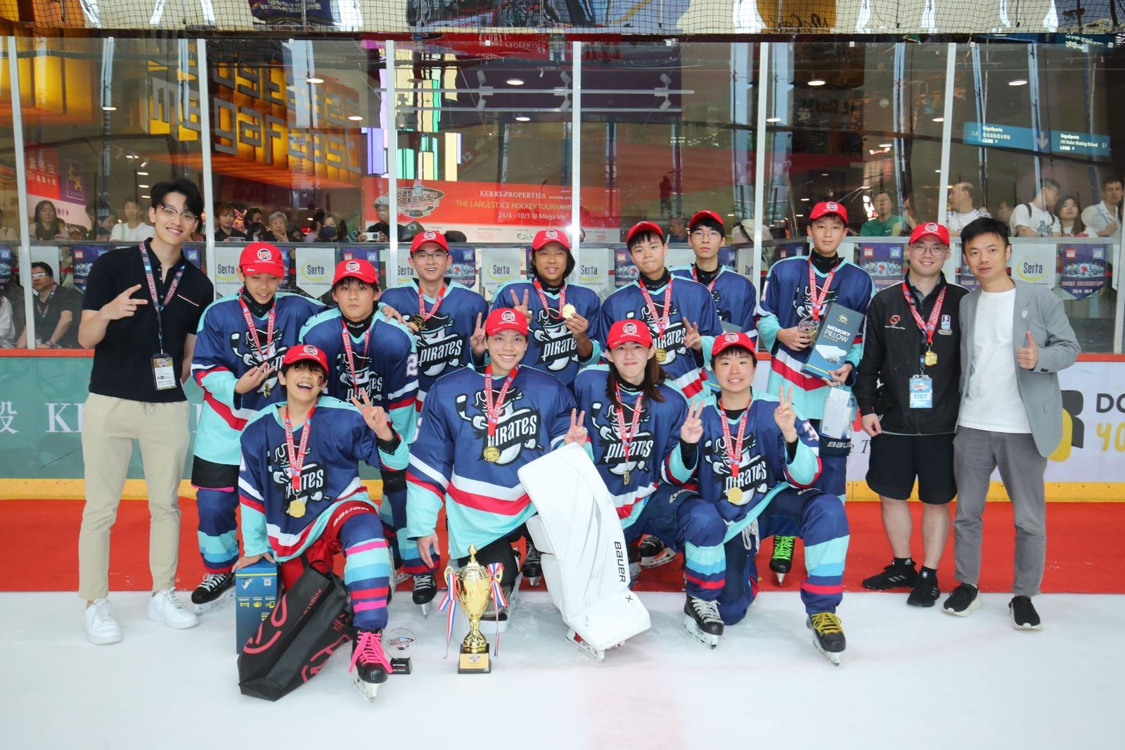 YOUNG GUN BLACK取得Asian C EAST成人組冠軍。