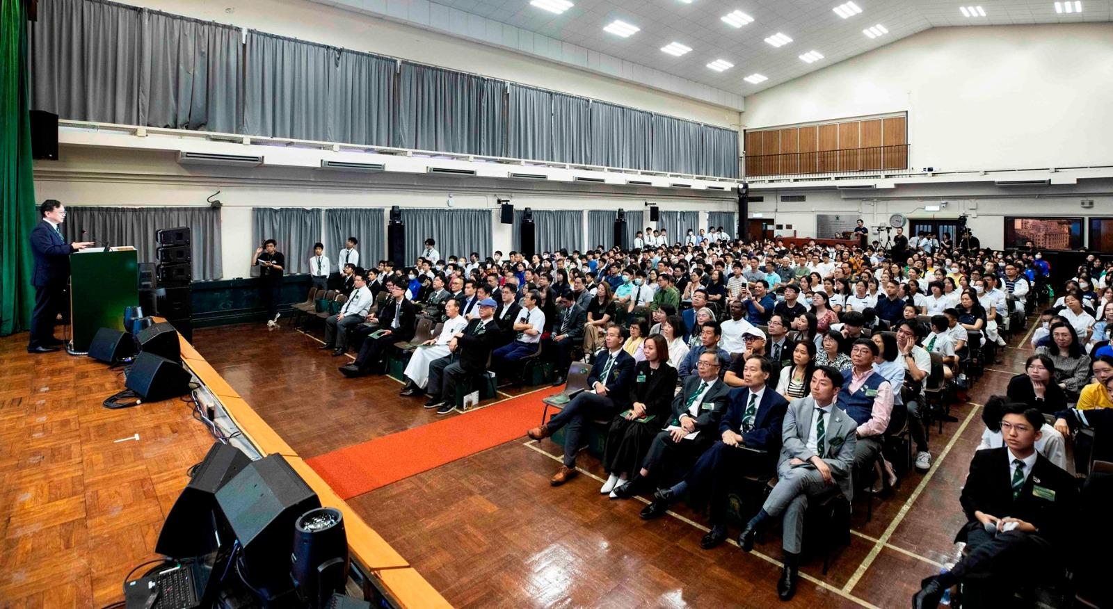 聖若瑟書院今年創校150周年,舉辦連串活動,並聯同香港科學院舉辦科學論壇。