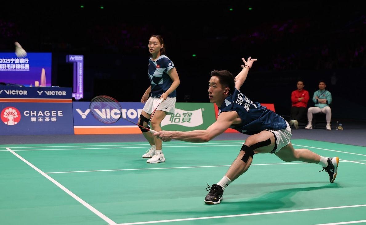 鄧俊文/謝影雪再過一關。(資料圖片)