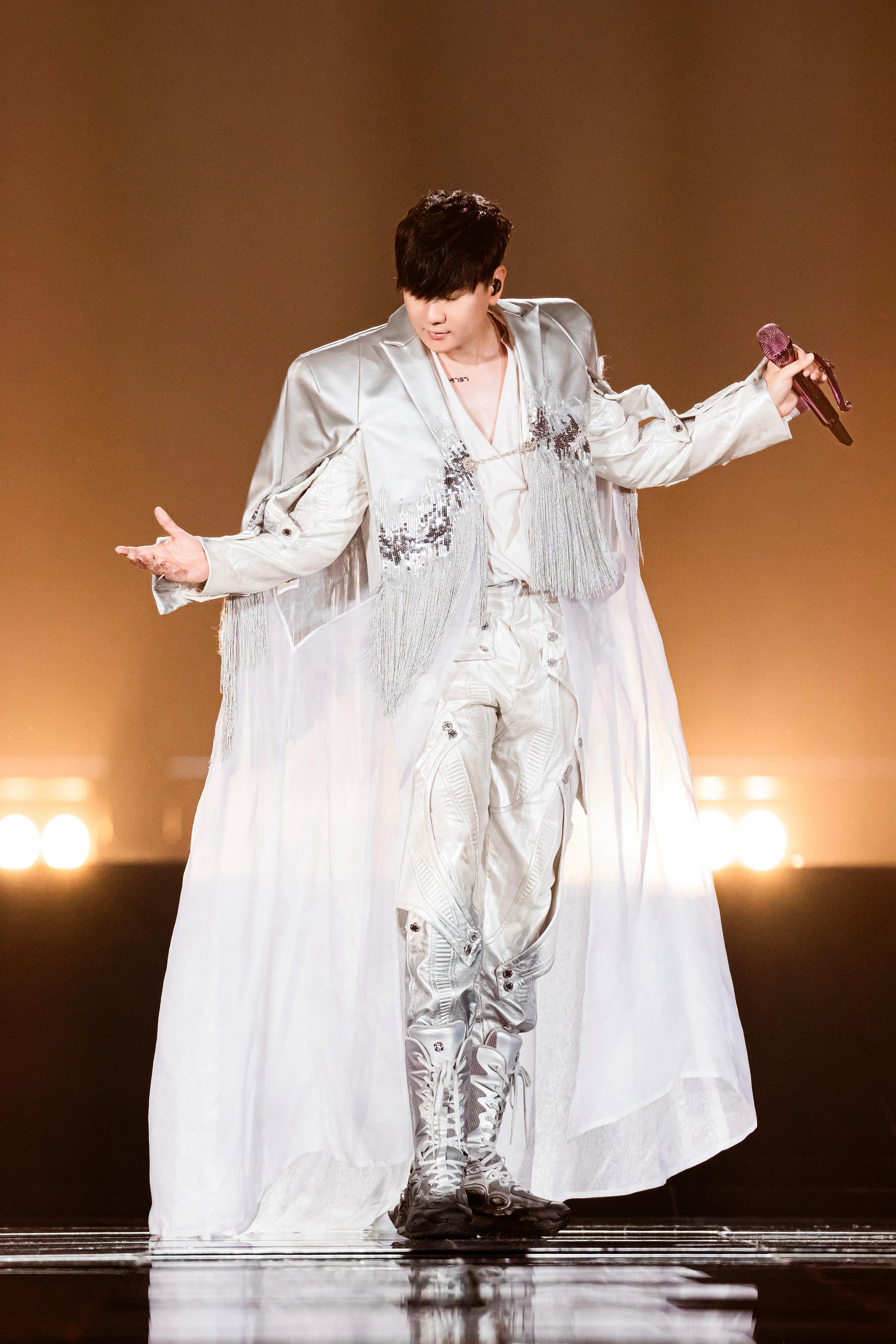 JJ林俊傑在啟德舉行兩場香港站 《JJ林俊傑JJ20 FINAL LAP世界巡迴演唱會》。