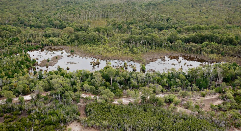 澳洲達爾文偏遠原住民小鎮發現8名疑似涉人口走私的中國人。(網上圖片)