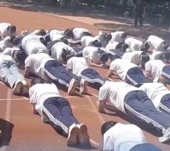 廣東中學酷熱天氣下練Plank 9學生手部燙傷送院。(示意圖,非涉事中學)