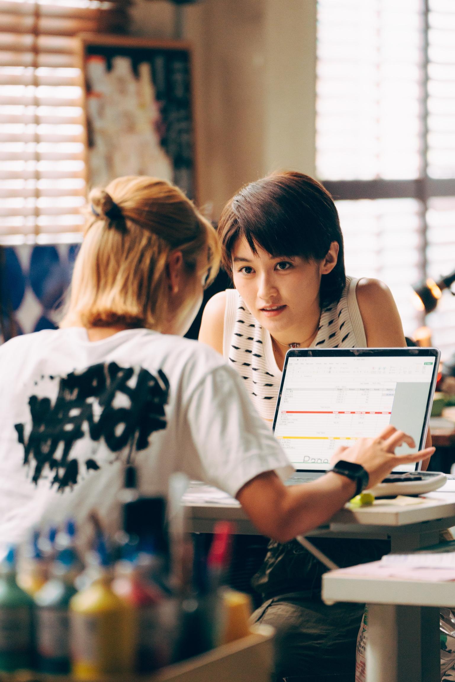 鄧濤是「無景深」的幕前演員。(《哪一天我們會紅》劇照)