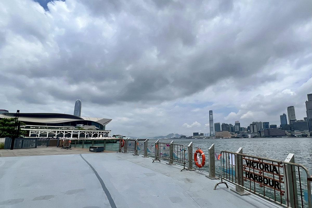 羅淑佩推介灣仔至北角嘅沿海步行路線,圖為灣仔海濱長廊。(羅淑佩FB)