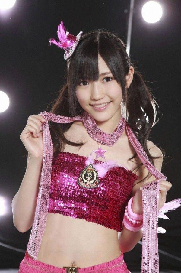 初代「神7」成員渡邊麻友,當年以健康理由宣布引退。