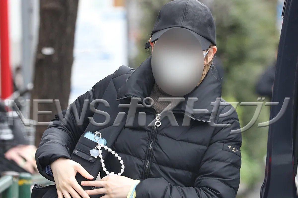 觀察報道中的前女星耳朵,估計相中人就是渡邊麻友。