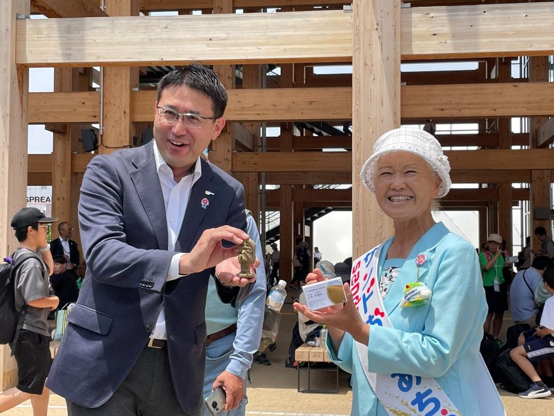 山田外美代擔任大阪世博宣傳大使。(互聯網)