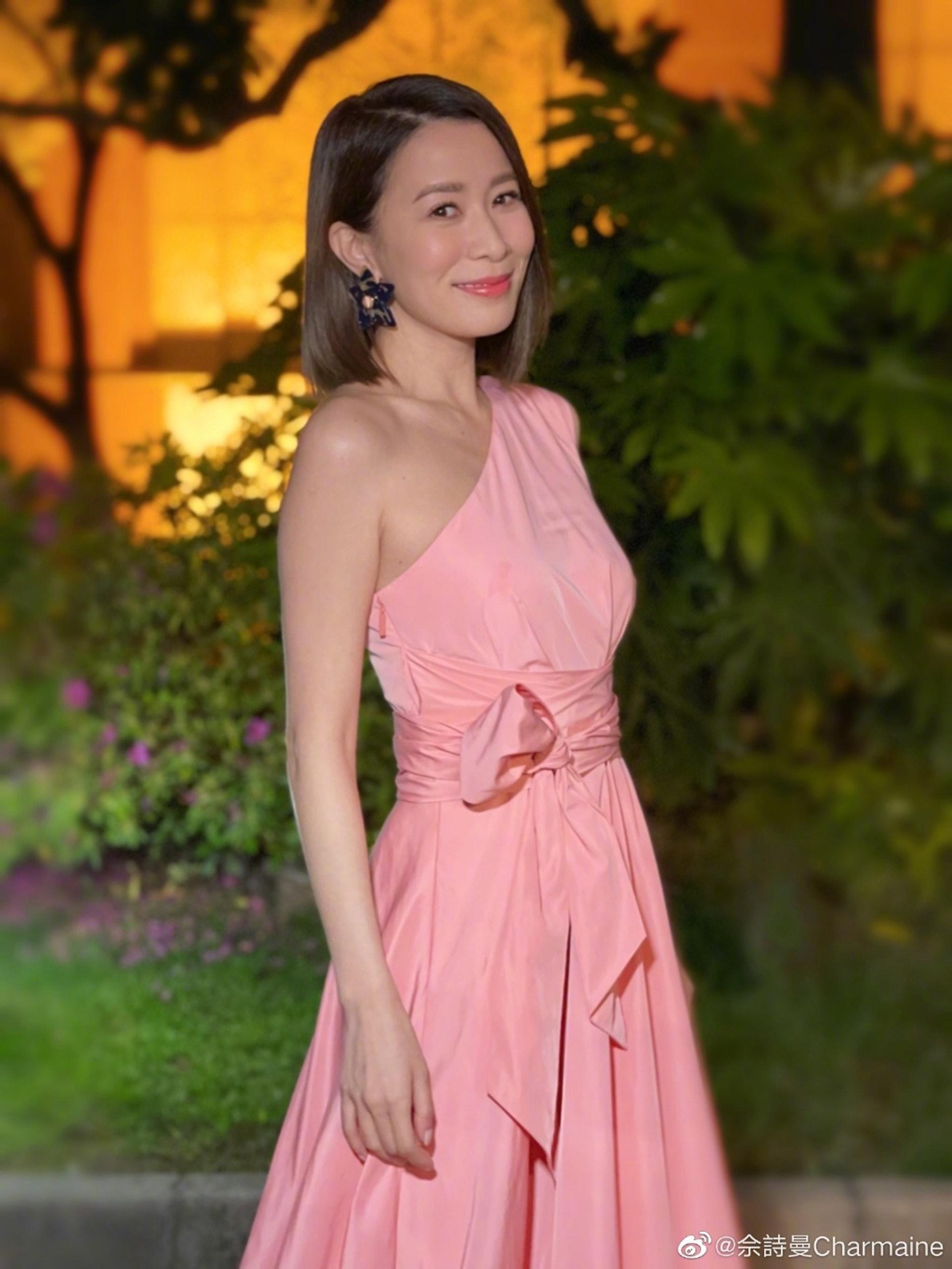 佘詩曼是大美女。