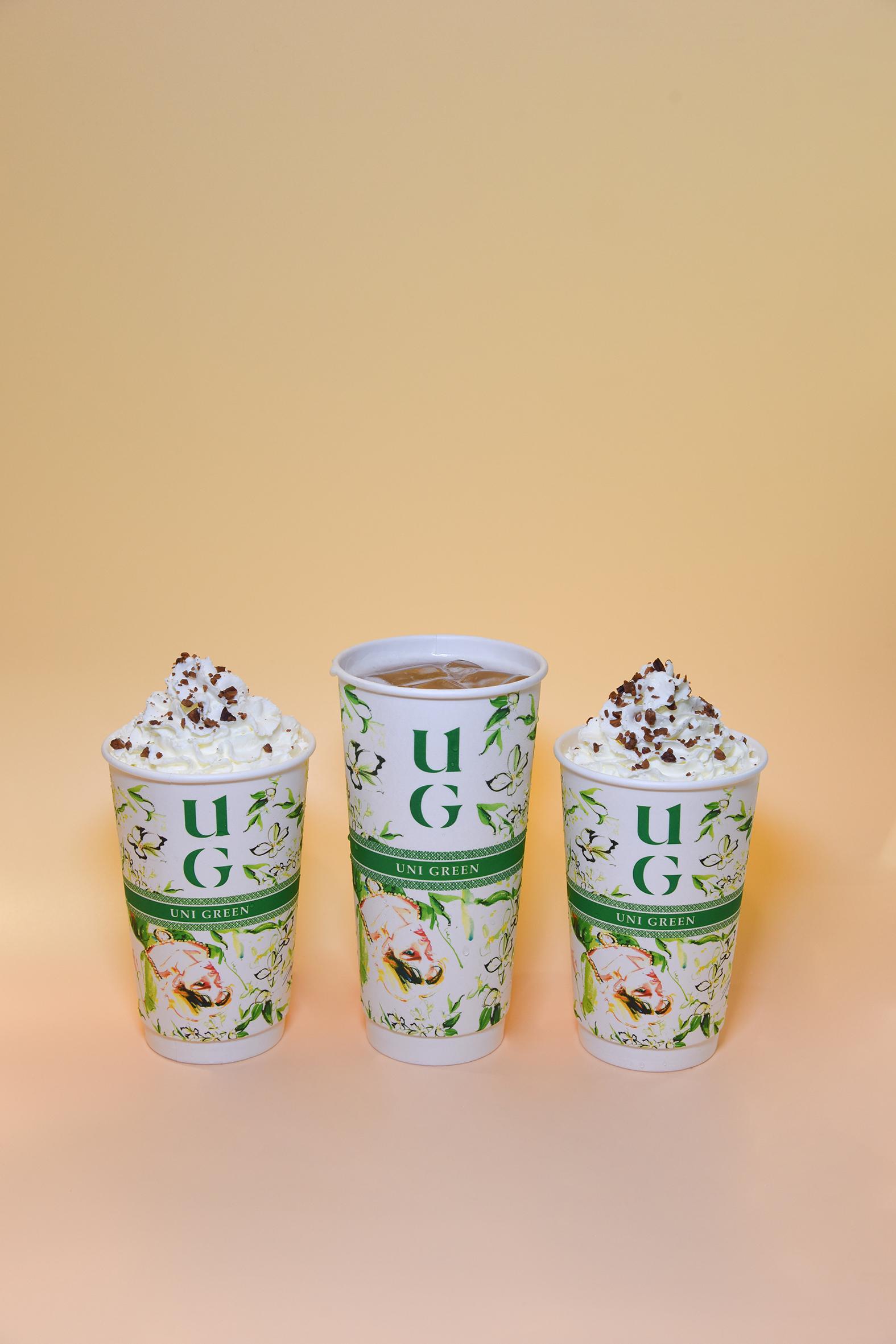 品牌與知名時尚插畫家「PingYu 秉御」合作,推出花藝主題限定聯名杯款。