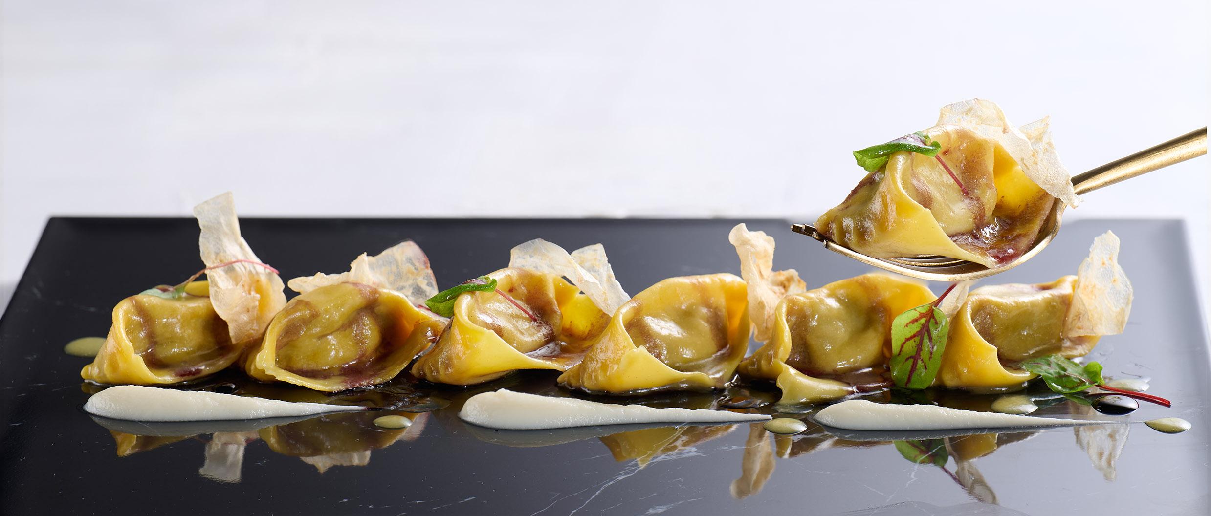 自家製牛尾雲吞