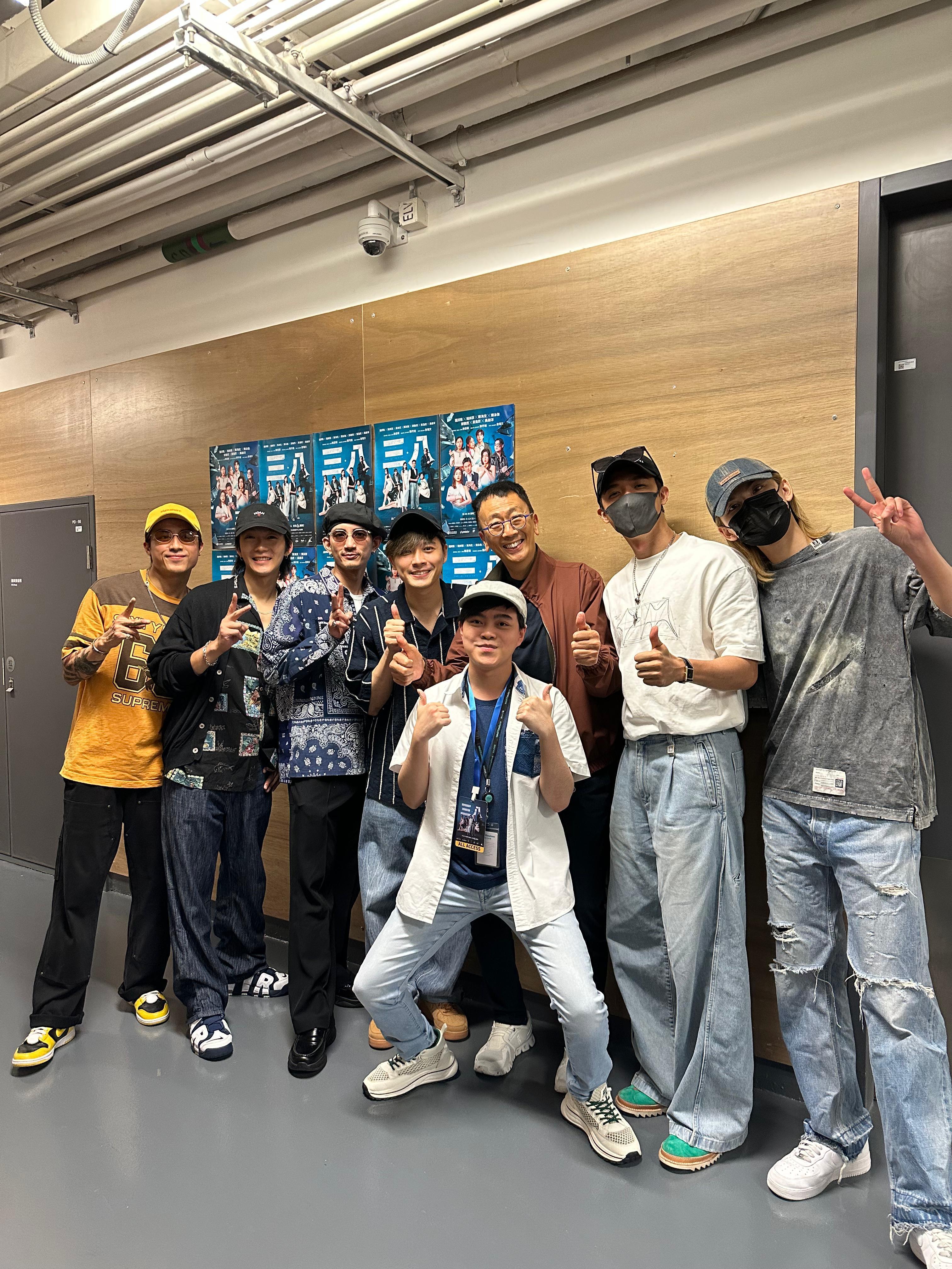 半隊MIRROR成員包括AK、Lokman、Alton、Frankie、Stanley和Jeremy齊捧場。