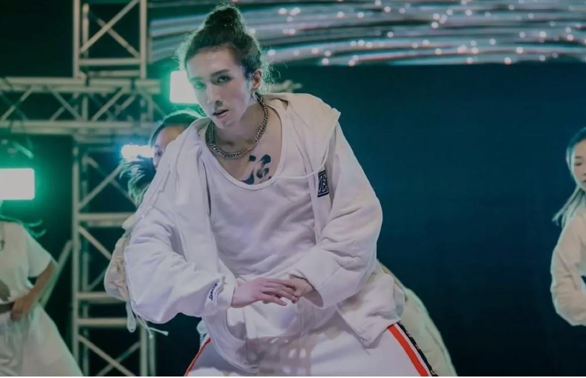 對於法院的裁決,阿Mo頓感困惑,因為不知誰人疏忽導致他受傷。