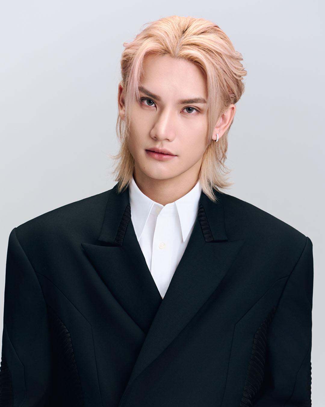 Mirror成員李駿傑Jeremy、邱士縉Stanley、人氣歌手詹天文Windy現身感受澳門嘉年華開幕禮。