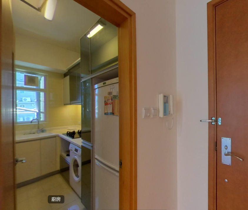 廚房基本配套齊全,算新淨企理。(代理提供)