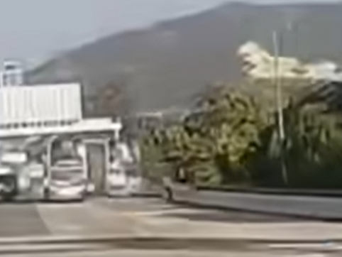 (@fb 車cam L香港群組 影片截圖)