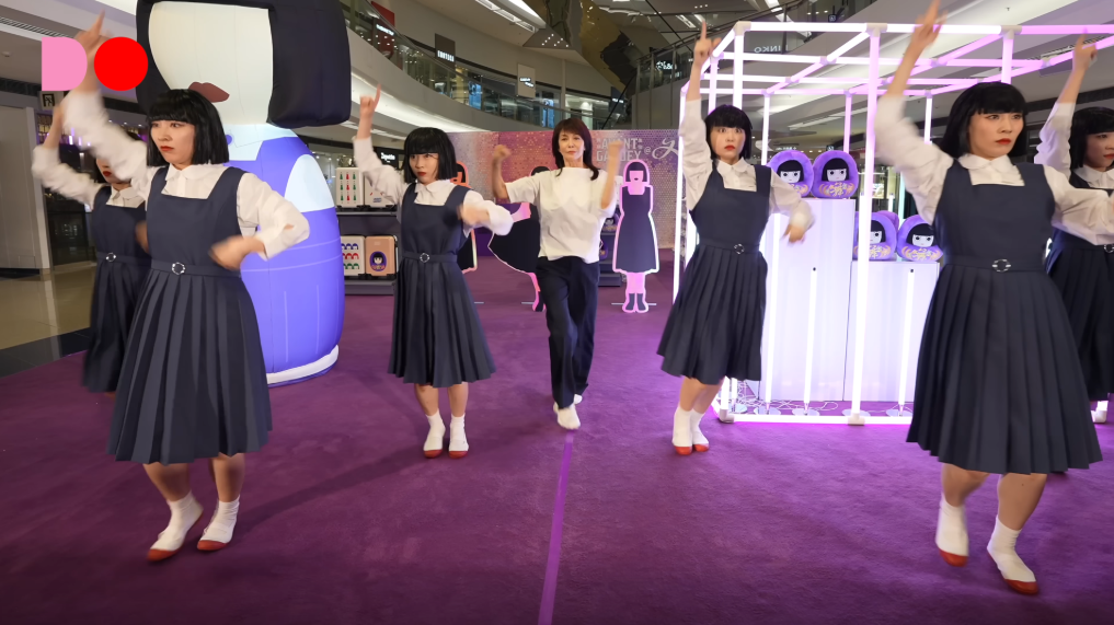 Do姐同AVANTGARDEY都一齊跳過「BBBB舞」。