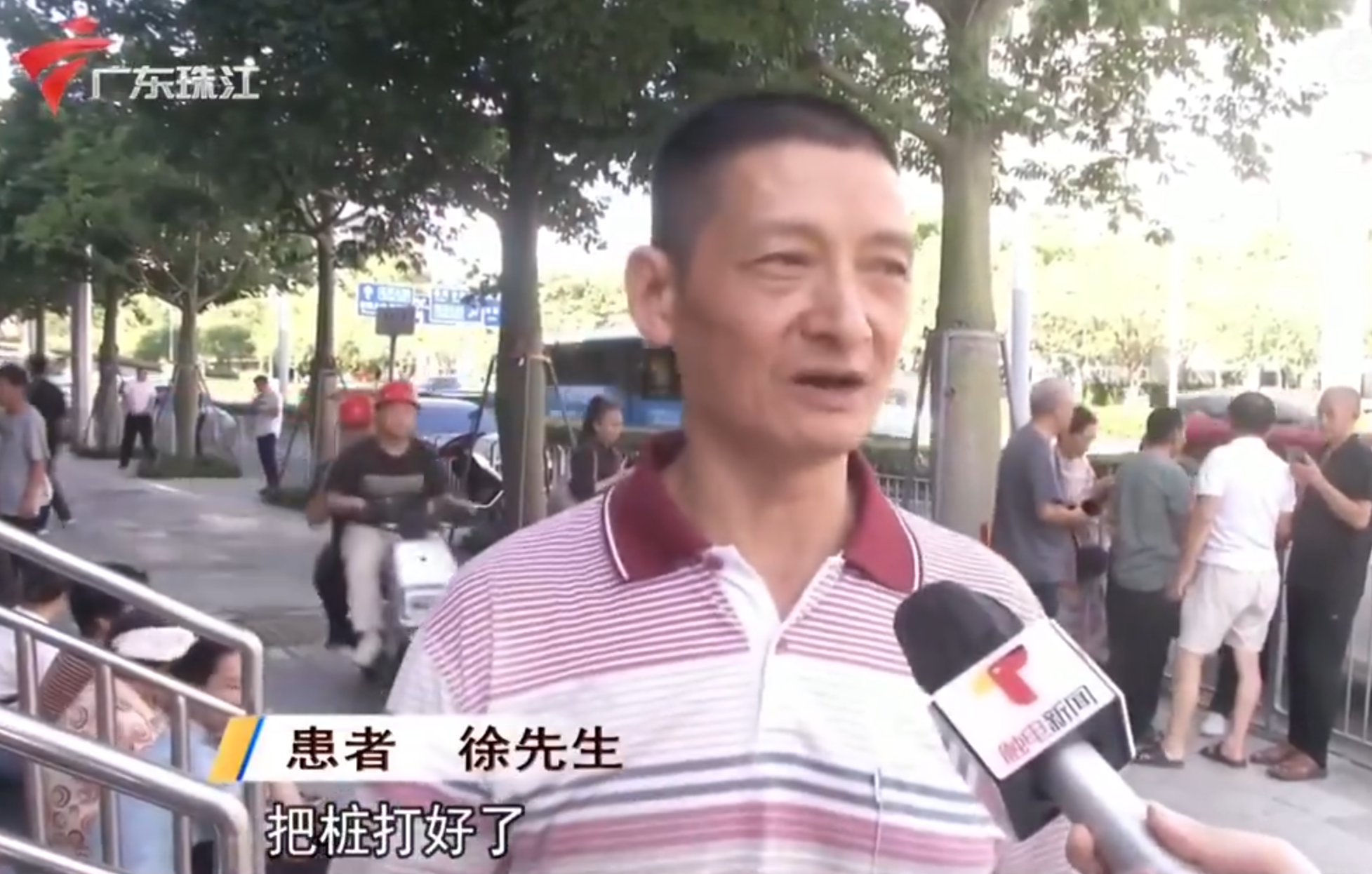 廣東電視台報道,深圳多名患者在南山區的「美澳口腔」診所看牙,已經預繳交了全款,但月初診所卻突然「走佬」,損失慘重;更有患者已交了3.5萬人民幣準備種牙,滿口牙齒拔完後診所「人去樓空」,現在只能吃粥。(影片截圖)