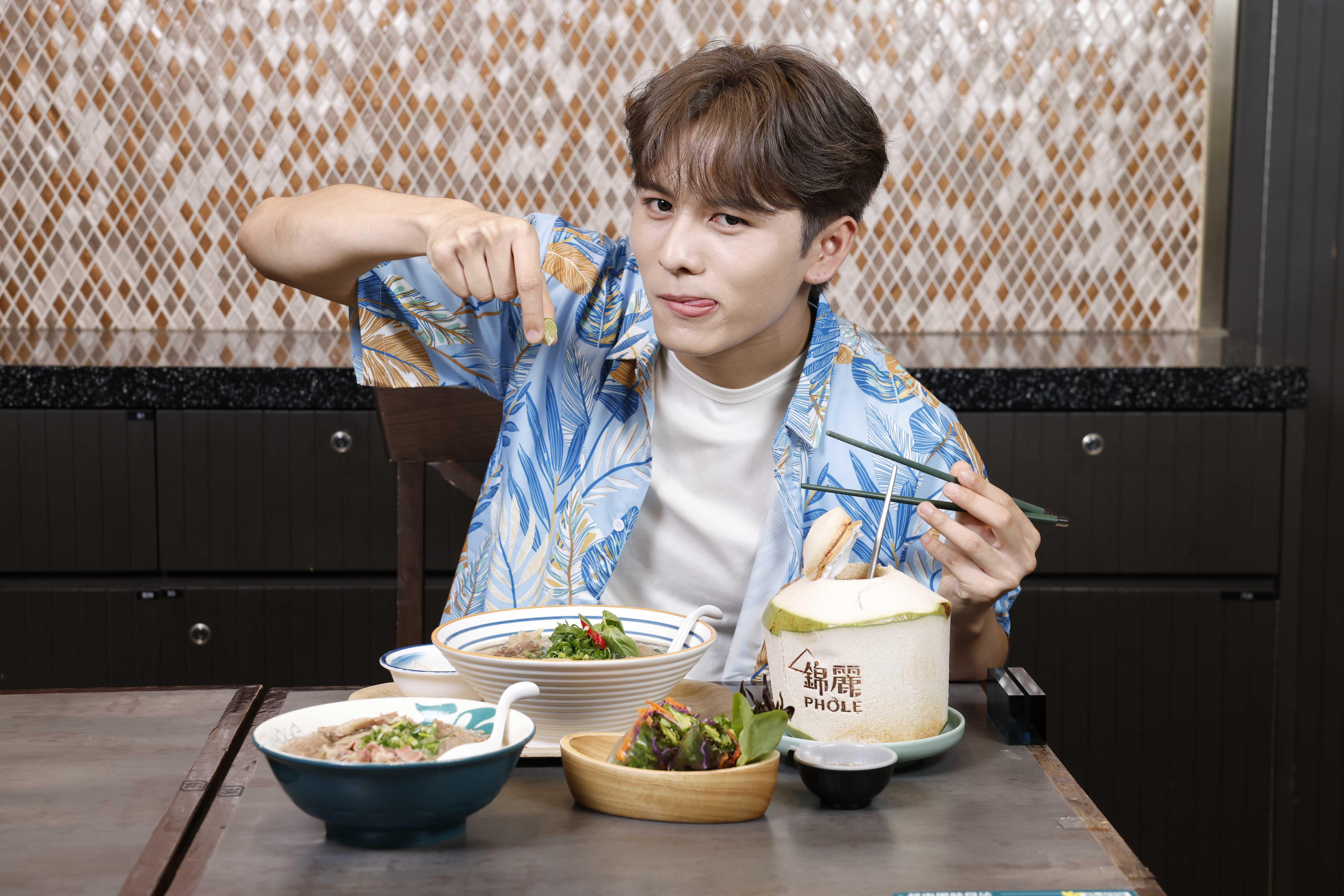 錦麗搵嫩版魏浚笙Noa宣傳「小鮮嫩肉」。