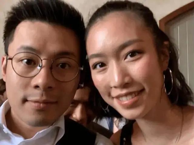 Namfon來自泰國建築司之家,曾於美國普拉特藝術學院修讀室內設計系。