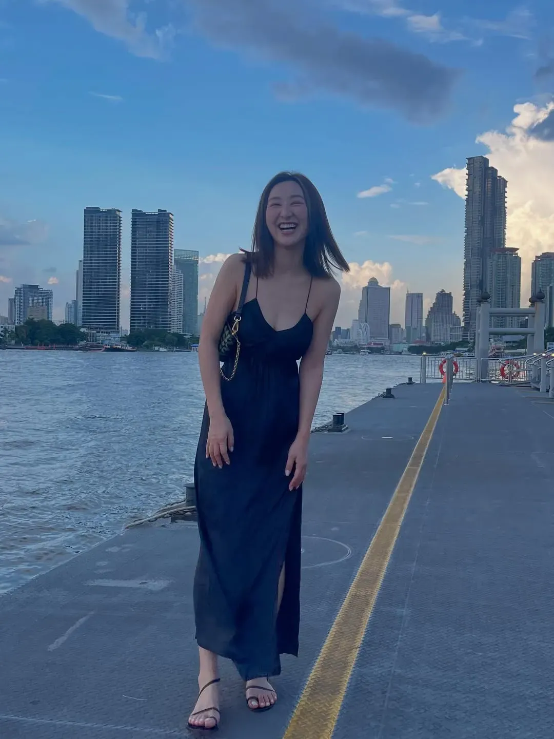 高Ling在IG分享多張昔日的旅遊照片,又稱渴望放長假。