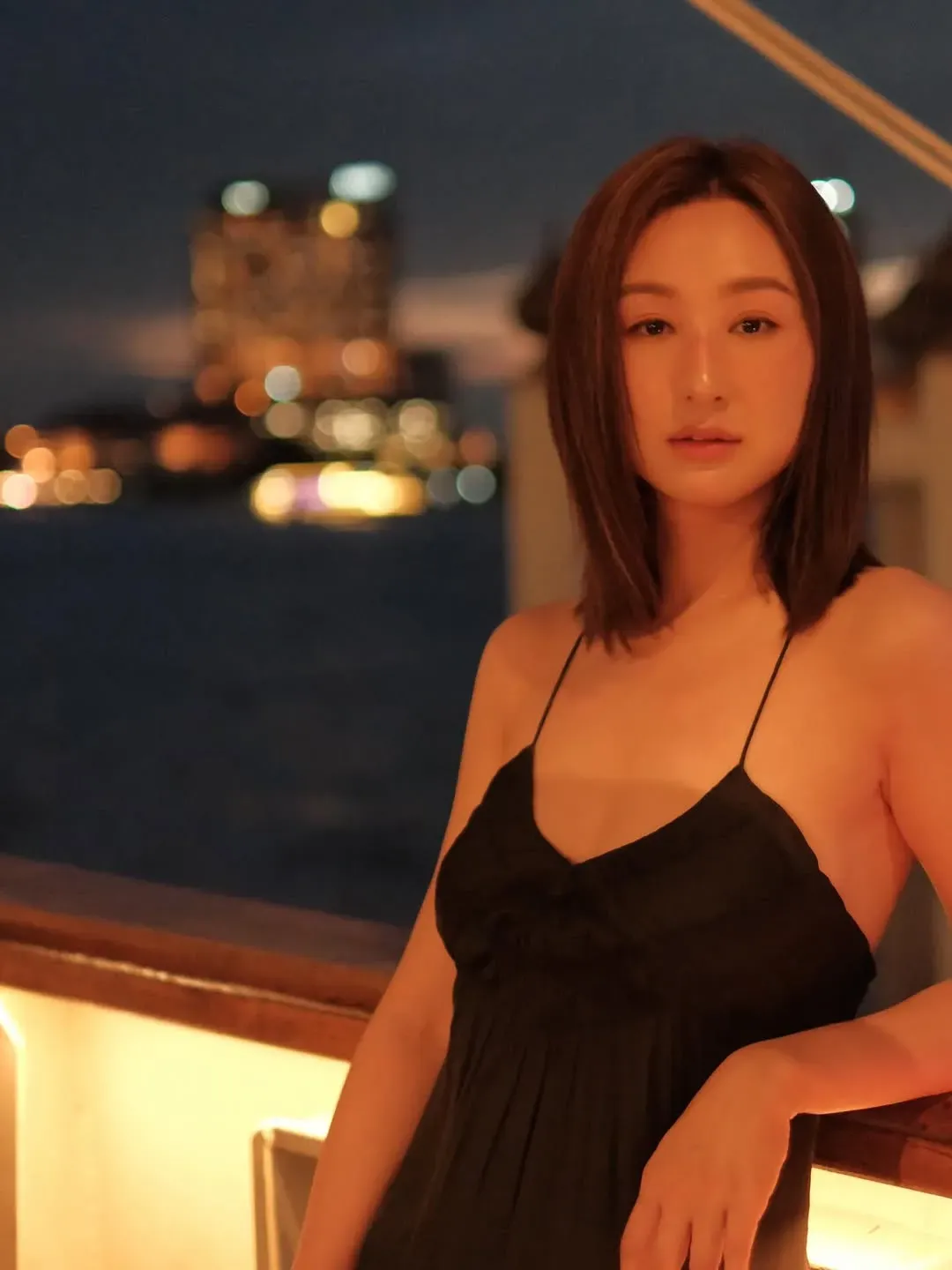 網民對高Ling的性感福利照反應熱烈,紛紛留言讚不絕口。