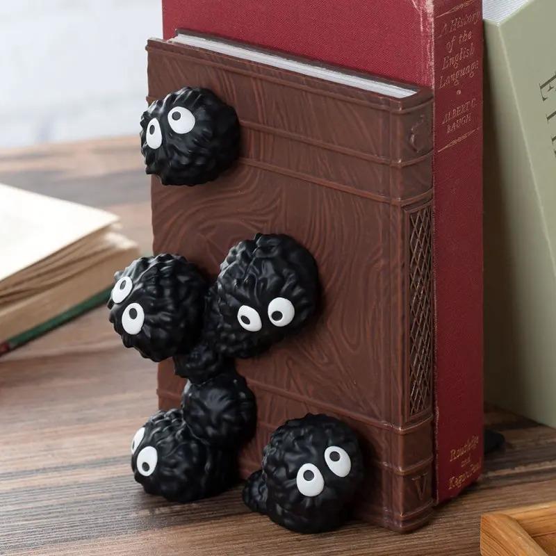 父親節禮物2025|《龍貓》煤炭屎鬼快出來 書座 $520