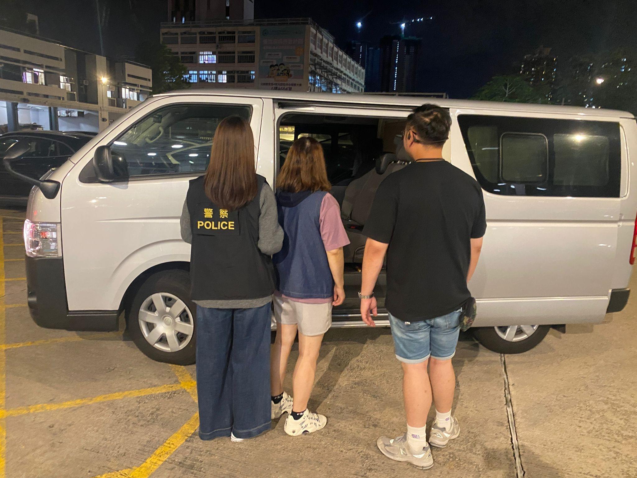 拘捕一名本地男子、一及內地男子及一名內地女子,涉案內地女子同時涉嫌非法入境。(警方相片)