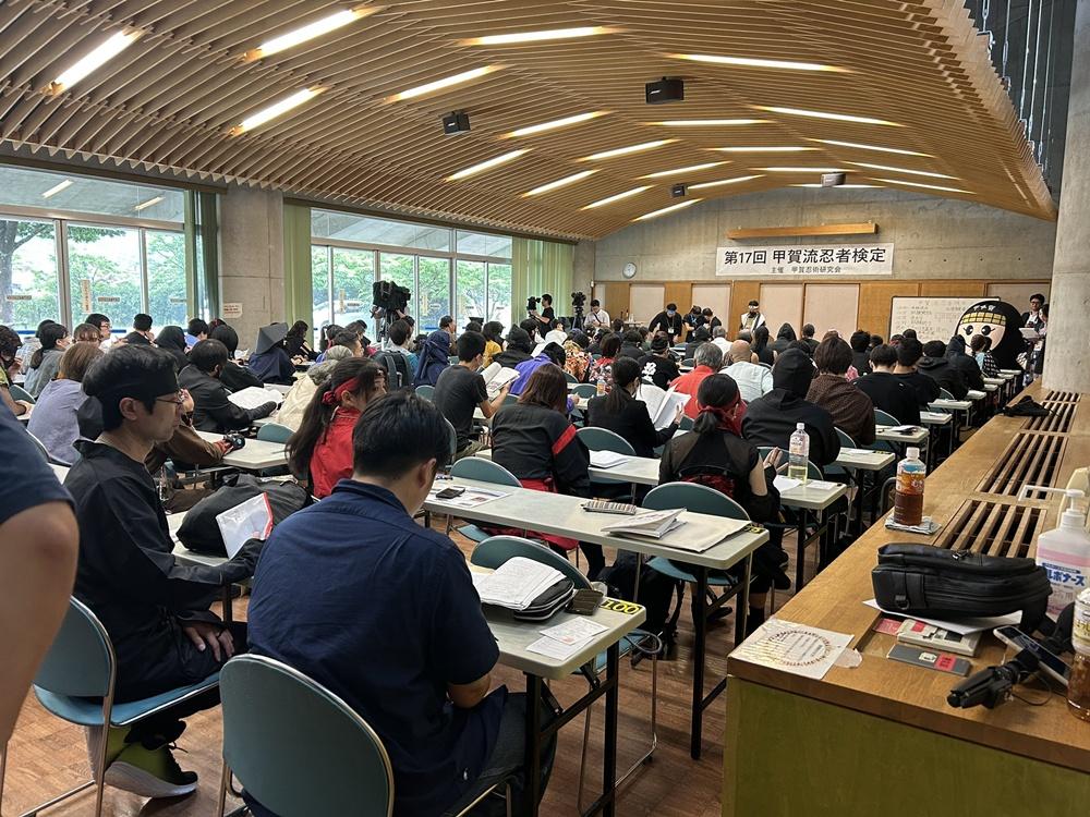 所有參加者必須完成關於忍者歷史、文化與忍術名稱的筆試。(X)