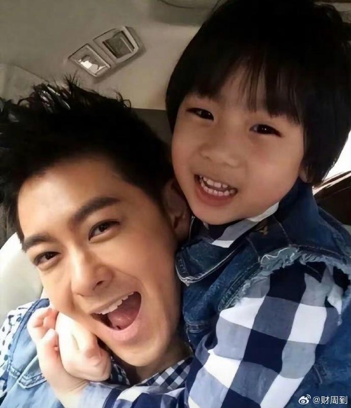 林志穎過往不時分享與Kimi的親子照。