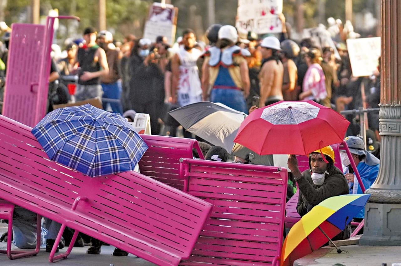 洛杉磯 搜捕非法移民 示威