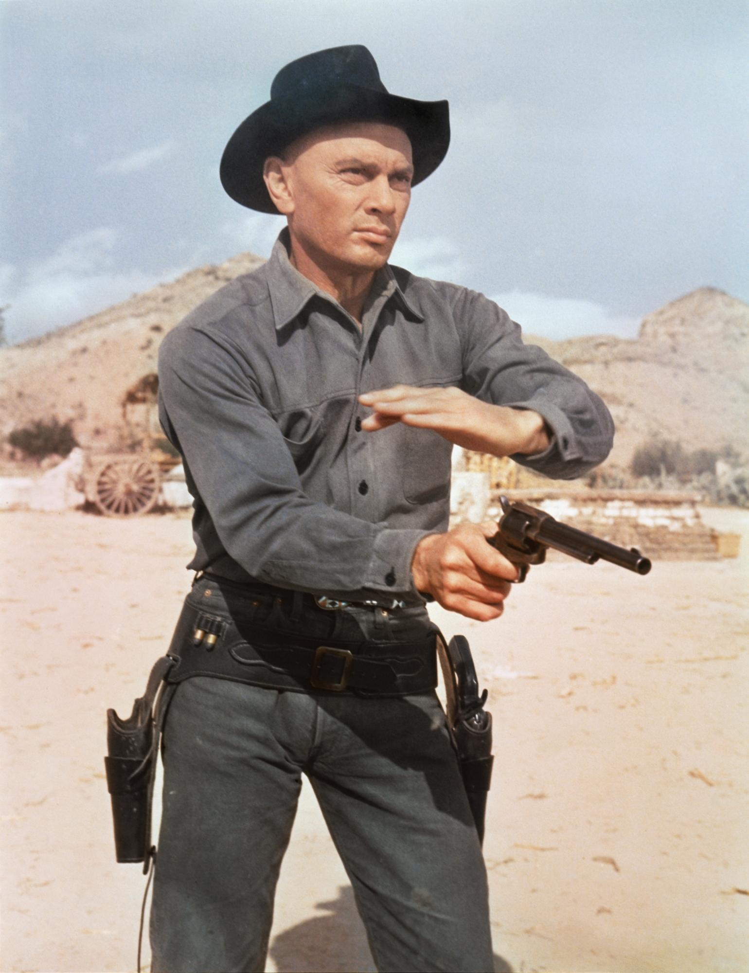 《七俠蕩寇誌》主角尤伯連納(Yul Brynner)帶出的英雄觀,影響了許冠文的一生。